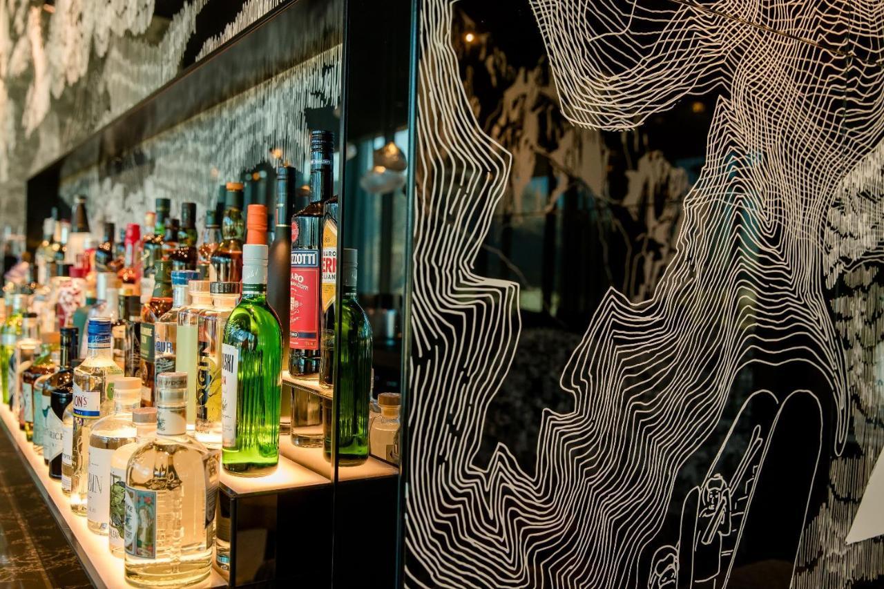 Motel One Innsbruck Bagian luar foto