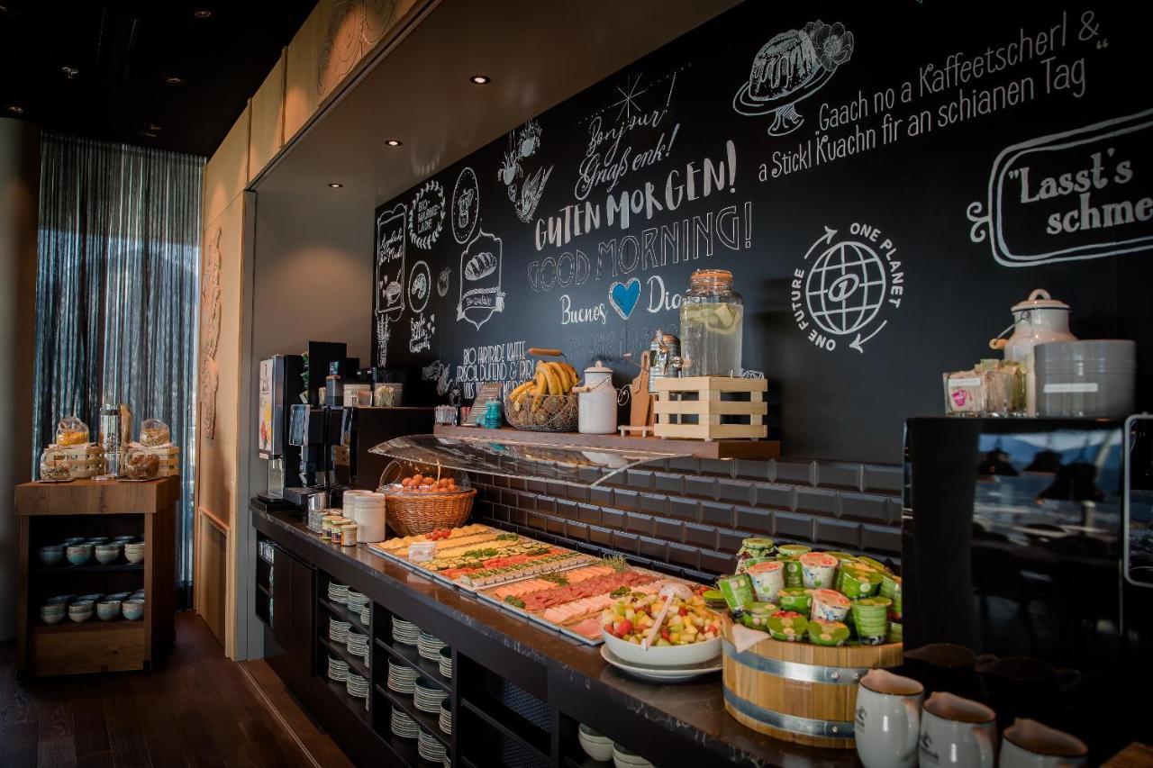 Motel One Innsbruck Bagian luar foto